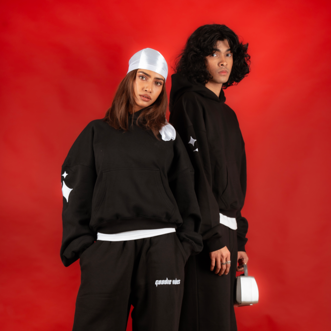 Es Caroll Hoodie Black