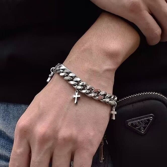 Chrome Heart Cross Bracelet thumbnail